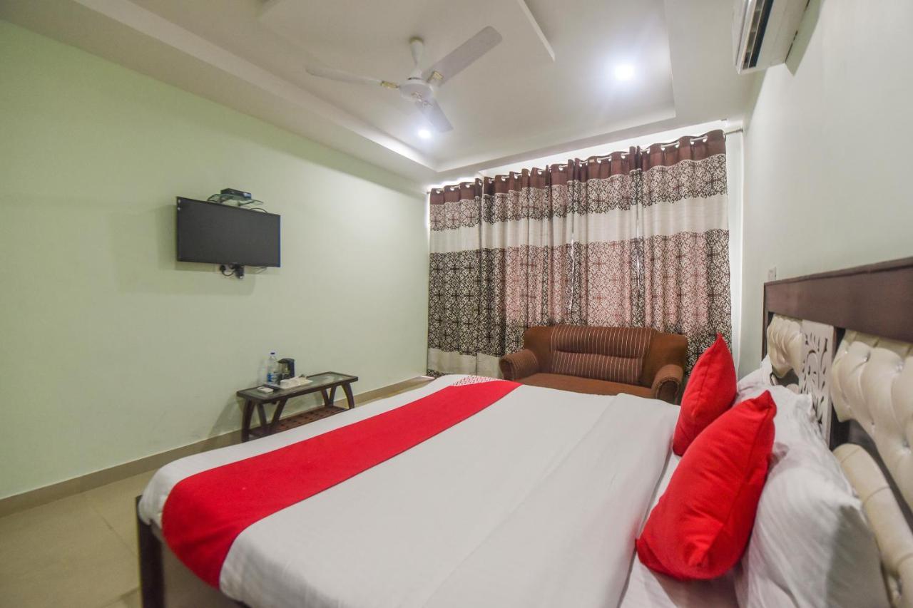 Oyo Hotel Shanti Guest House Dharamsala Zewnętrze zdjęcie